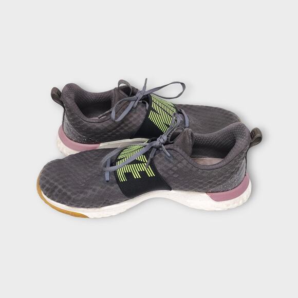 Nike Gray Sneakers with Breathable Mesh and Lightweight Design - Picture 7 of 13